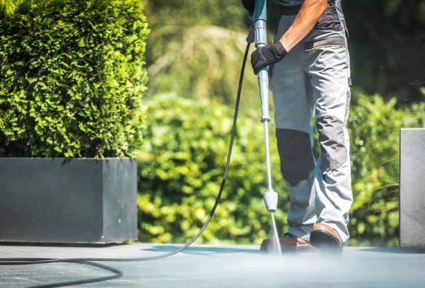 Best Animal Enclosure Cleaning  in Bermuda Dunes, CA